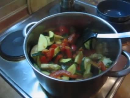Gesund und einfach: Rezept für Gemüsesuppe 