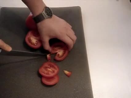 Low Carb Rezept: Mediterrane Tomaten aus der Pfanne