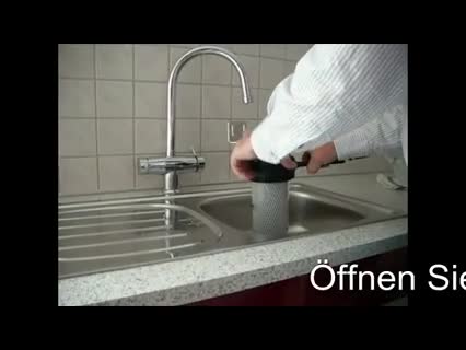 Filterwechsel bei Carbonit Vario Untertischfilter