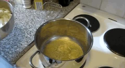 Überbackene Zwiebelsuppe