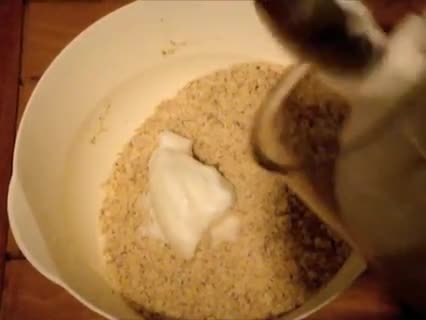 Plätzchen backen: Nussmakronen 