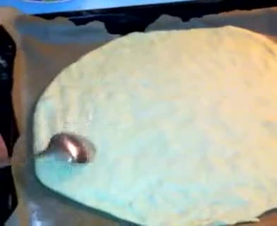 So macht ihr eine Pizza Calzone 