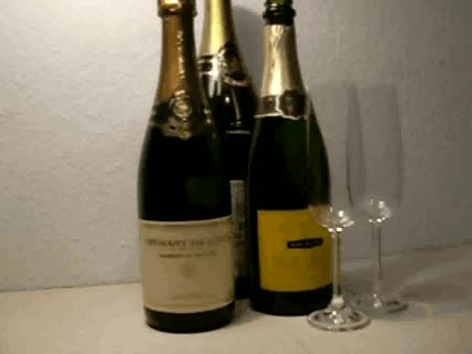Sekt und Champagner richtig öffnen und lagern
