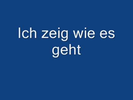 Kerze in einem hohen Gefäss anzünden