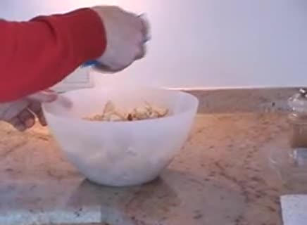 Semmelknödel zubereiten