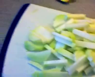 Kohlrabi mit Hähnchenbrust und Frischkäse