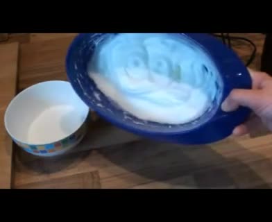 Mandelkuchen backen