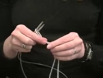 Maschen zum Stricken aufnehmen