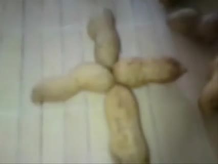 Schnelle Deko aus Nüssen basteln