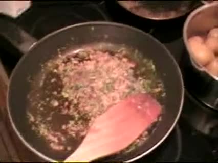Schlemmerfilet à la Bordelaise. Dazu Robbies Bratkartoffeln