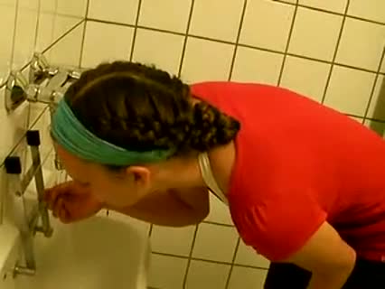Yogische Zungenreinigung
