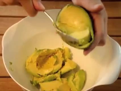 Leckeres fürs Party-Buffet: Guacamole