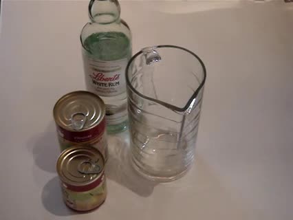 Rumtopf in nur 24 Stunden zubereiten