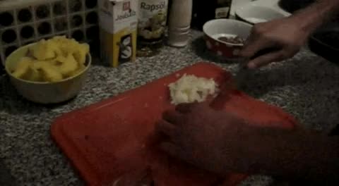 So macht man knusprige Bratkartoffeln!
