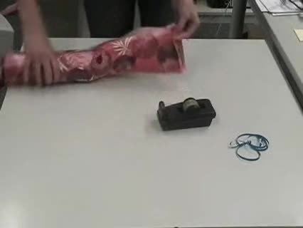 Flaschen als Geschenk verpacken