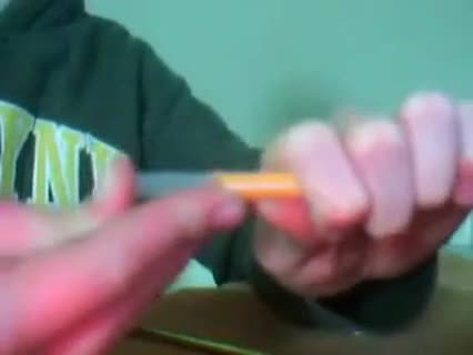 Papierblasrohr einfach selber basteln! (Fun-garantiert!) Aus einem Finelinerstift :) lg katerchen
