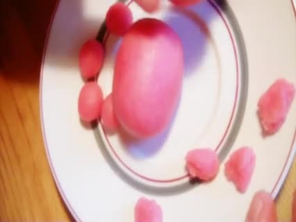 Glücksschwein aus Marzipan für Neujahr selbermachen