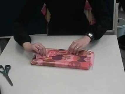 Buch als Geschenk einpacken (für Fortgeschrittene)